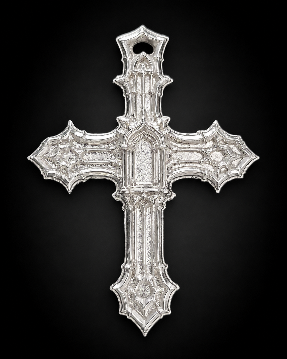 The Sepulchral Cross Gothic pendant in .999 fine silver, front view on a black background